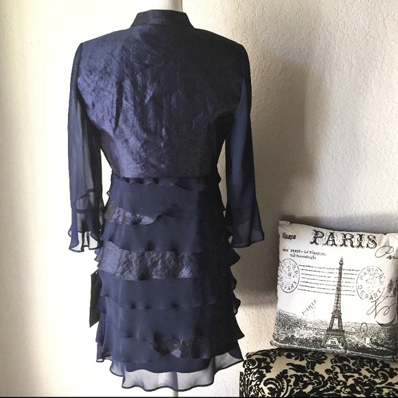 NWT Tiered Cocktail Dress with Jacket Sz 8 Petite. - Picture 3 of 8